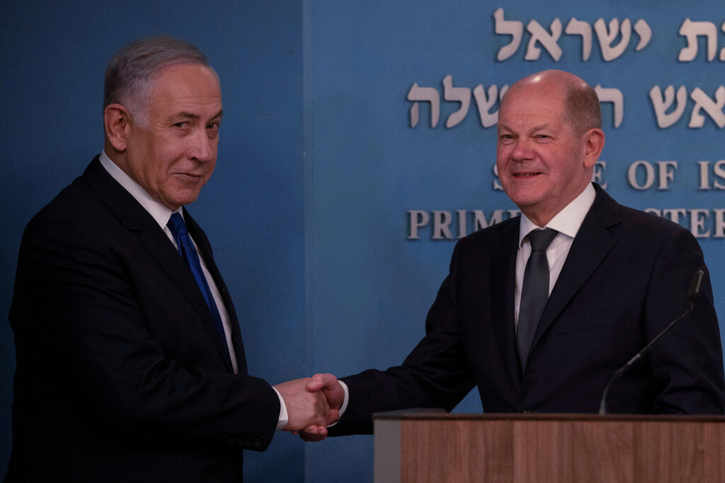 Srečanje Scholza in Netanjahuja