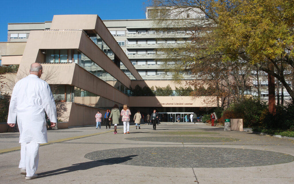 Zdravnik v kliničnem centru