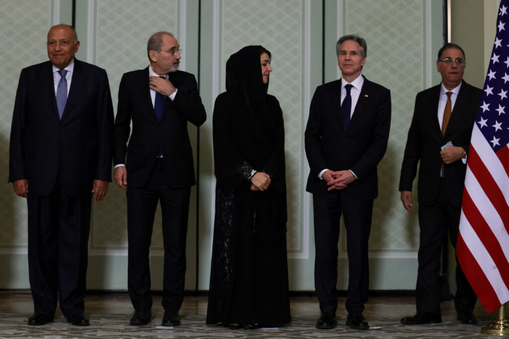 Srečanje zunanjih ministrov petih arabskih držav z Antonyjem Blinknom