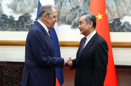 Lavrov na obisku v Pekingu