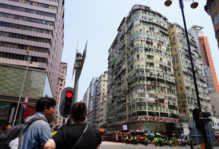 požar v stolpnici v hongkongu
