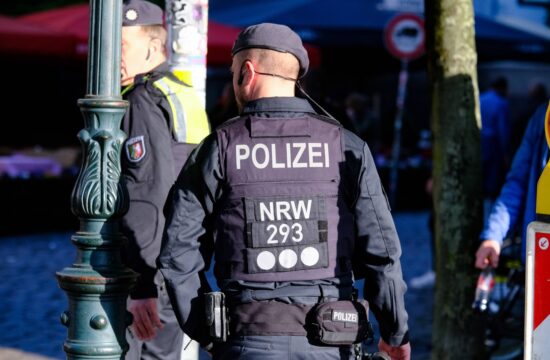 Policija v Düsseldorfu