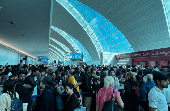 kaos na letališču