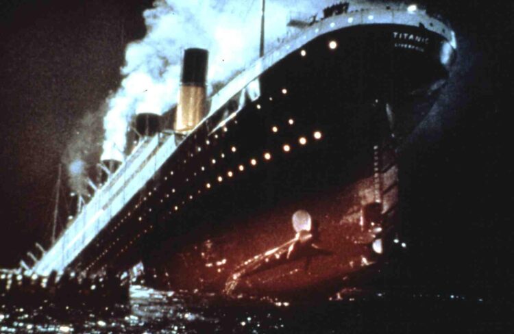 Titanik, nesreča