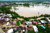 Posledice padavin in plazov na indonezijskem otoku Sulavezi