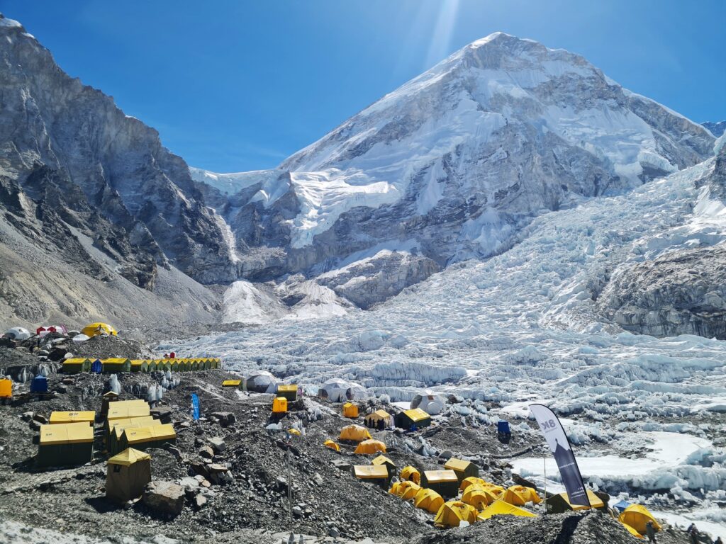 Mount Everest BAZNI TABOR