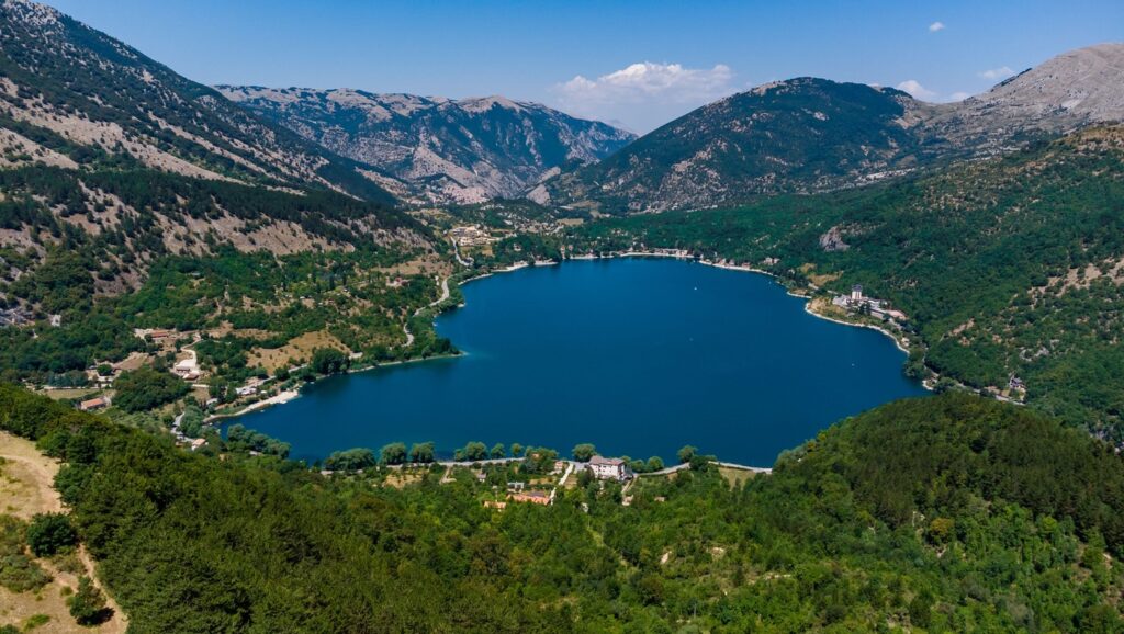 Jezero Scanno
