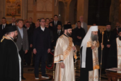Aleksandar Vučić in Milorad Dodik prejemata patriarhov blagosolv