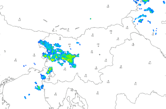 Nad Slovenijo nove padavine: spremljajte, kako se premikajo
