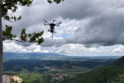 Obnova gozdov na Boču z droni