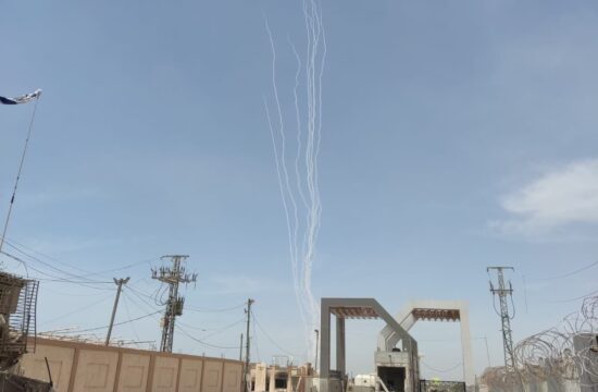 Hamasove rakete z območja Rafe
