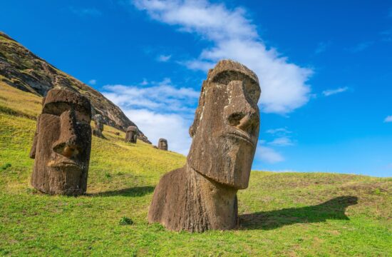 Znanstveniki razrešili veliko skrivnost kipov z Velikonočnega otoka