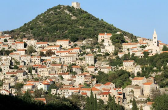 Otoški fenomen na Hrvaškem, ki razkriva najbogatejše domačine
