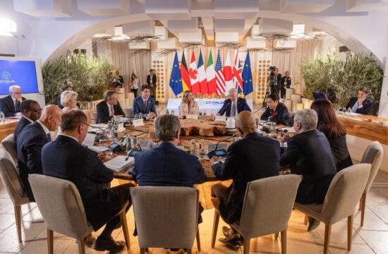 Vrh G7