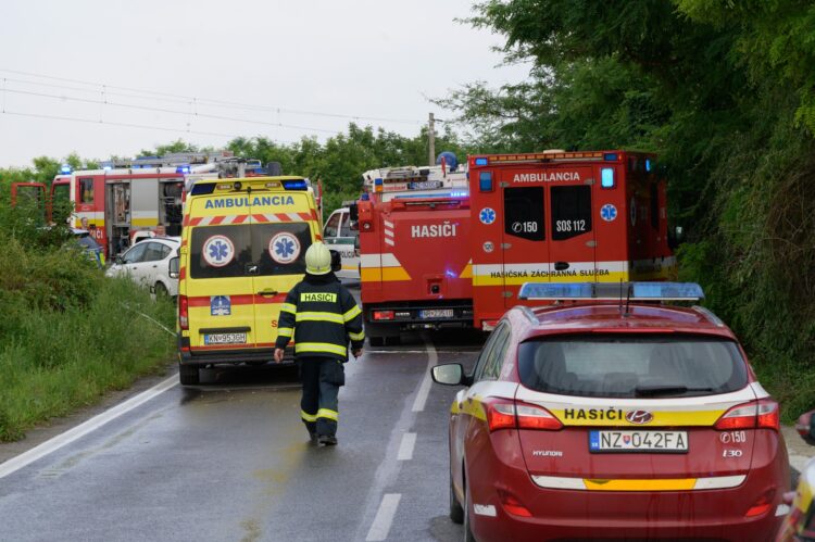 Trčenja avtobusa in vlaka v slovaškem kraju Nove Zamky
