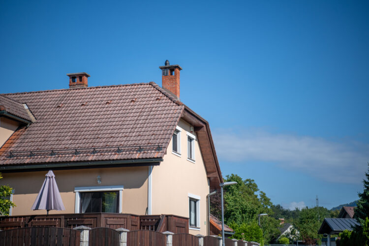 Ruska vohuna, hiša, vohuni, Primožičeva ulica, vohuna, črnuče