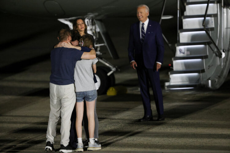 Američane je v ZDA pričakal tudi Biden