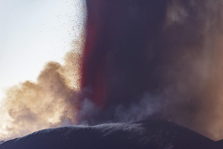 ETNA, ITALIJA, IZBRUH