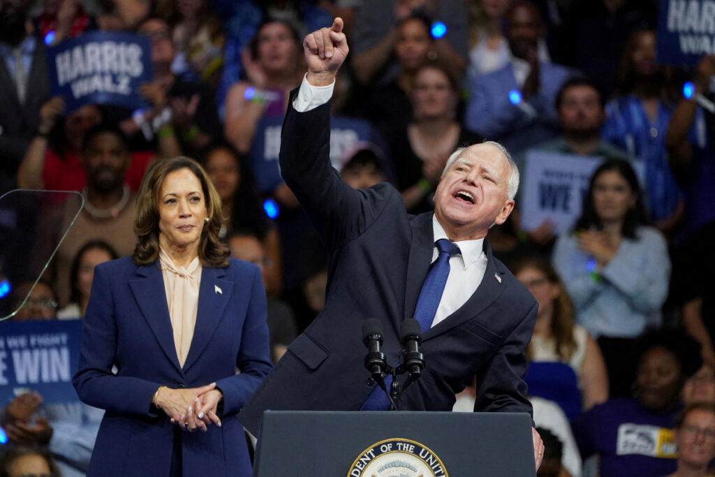 Kamala Harris in Tim Walz