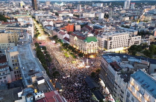 Velik protest v Beogradu