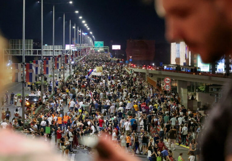 množični protesti proti pridobivanju litija v Srbiji