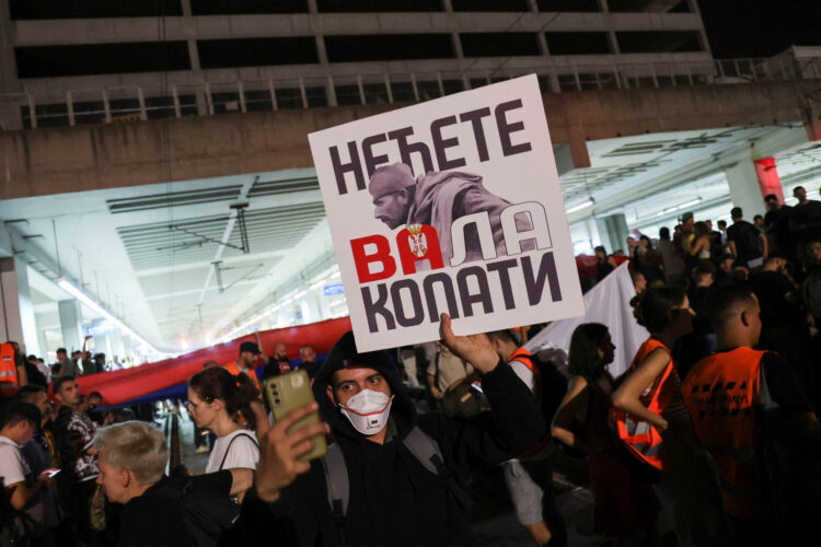 množični protesti proti pridobivanju litija v Srbiji