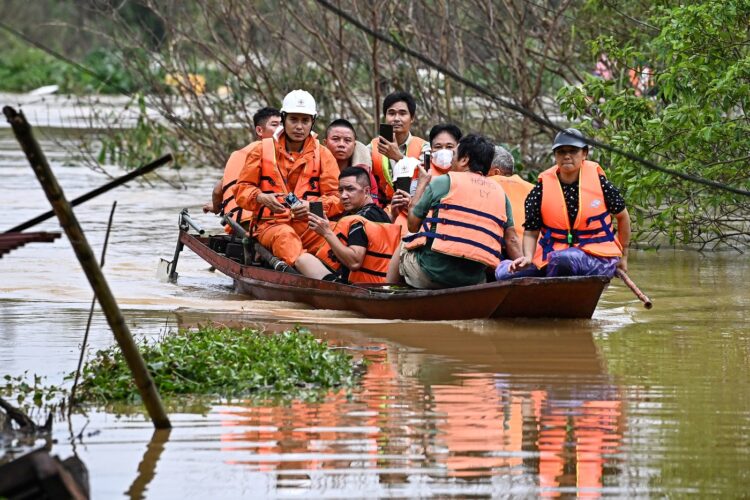 Poplave po tajfunu Yagi v Vietnamu