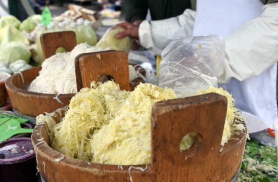 Ključne stvari, na katere morate paziti, da se vam kislo zelje ne bo pokvarilo