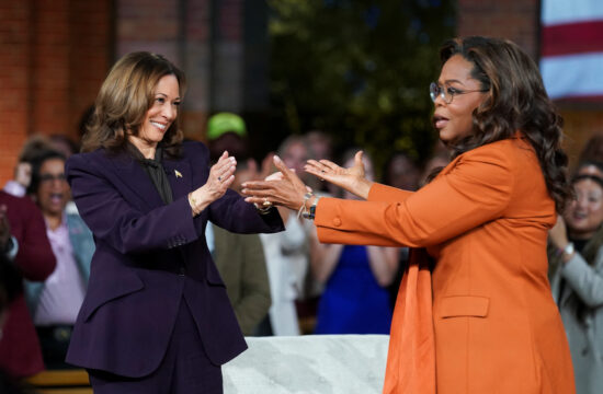 Kamala Harris in Oprah Winfrey