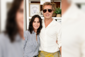 Courteney Cox in Brad Pitt