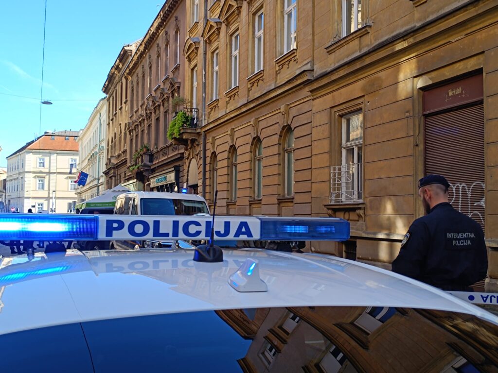 Policija v Zagrebu