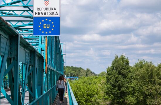 mejno prehod, Bosna in Hercegovina, Hrvaška, Brčko