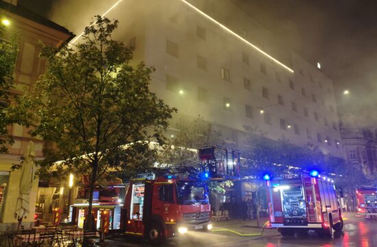 Požar v hotelu slon