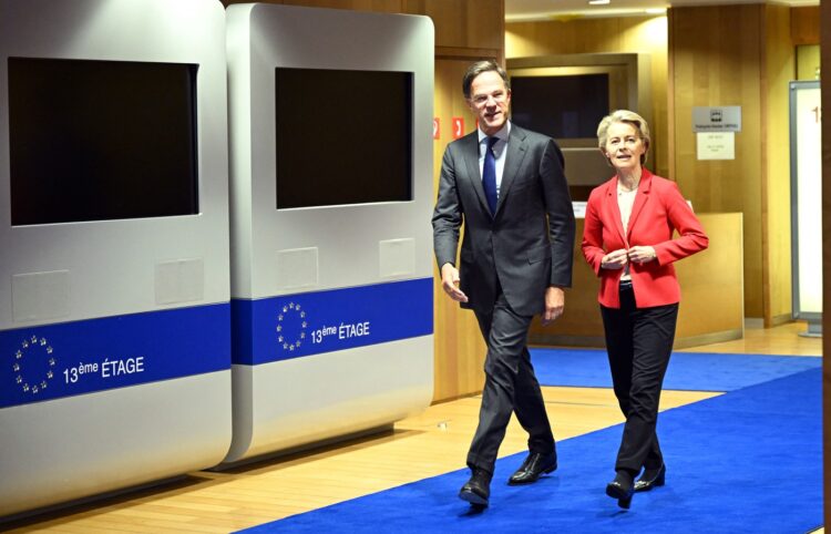 Ursula von der Leyen in Mark Rutte