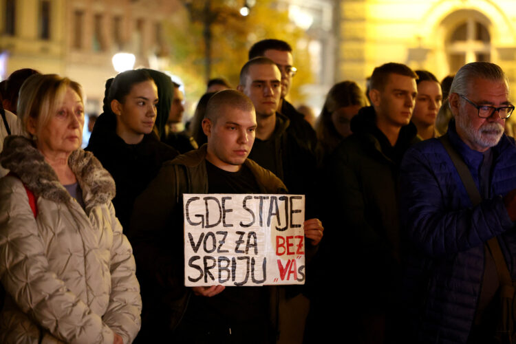 V Novem Sadu se je zrušil del železniške postaje