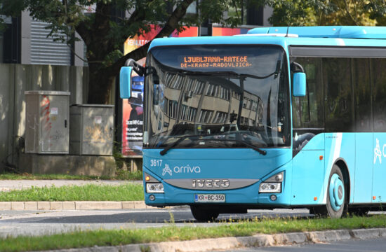 Avtobusi