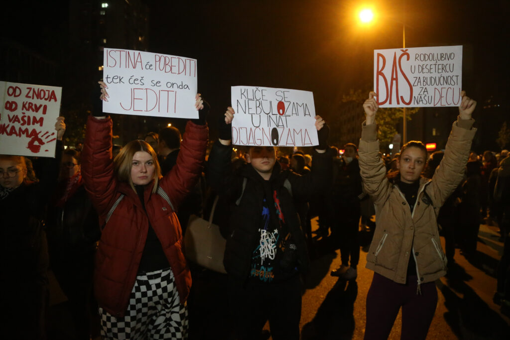 Protest v Novem Sadu