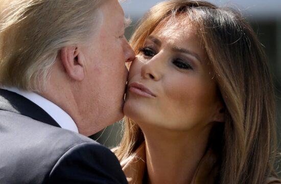 Se Melania Trump ne bo preselila z Donaldom v Belo hišo? “Tokrat je drugače”