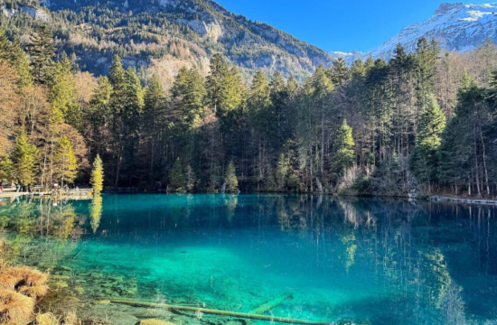 Čudovito alpsko jezero, ki pod gladino skriva žalosten spomin