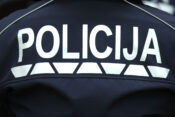 policija