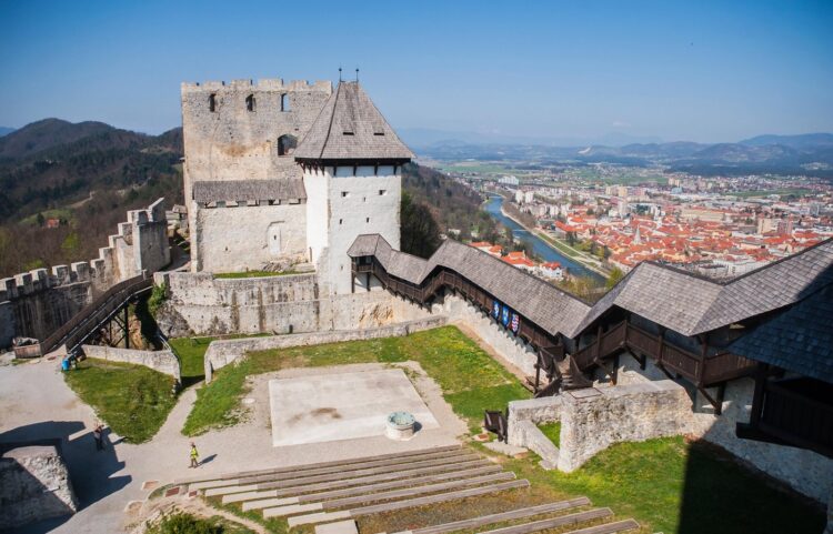 Celjski grad, Celje