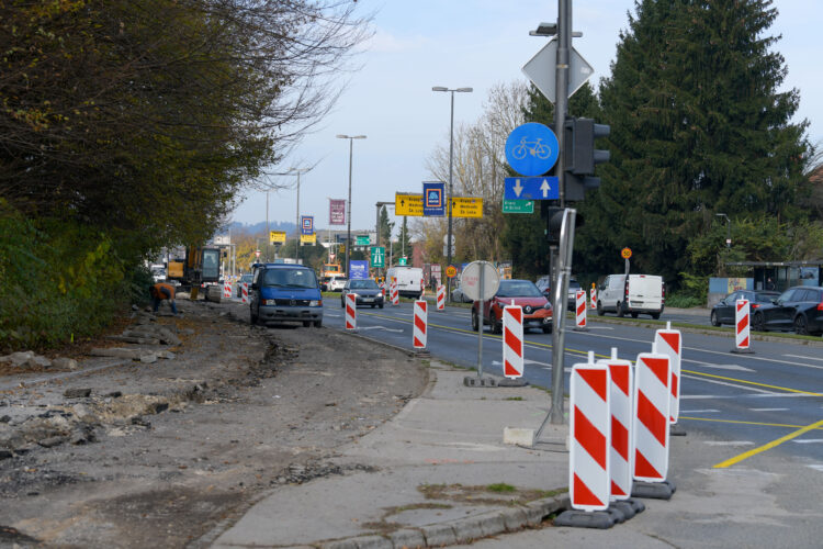 Dela na Celovški cesti v Ljubljani