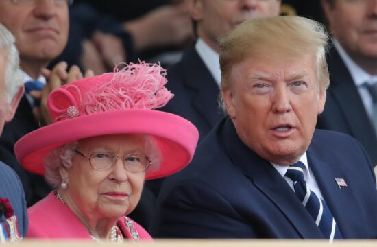 Britanski novinar razkril, zakaj Elizabeta II. ni marala Donalda Trumpa