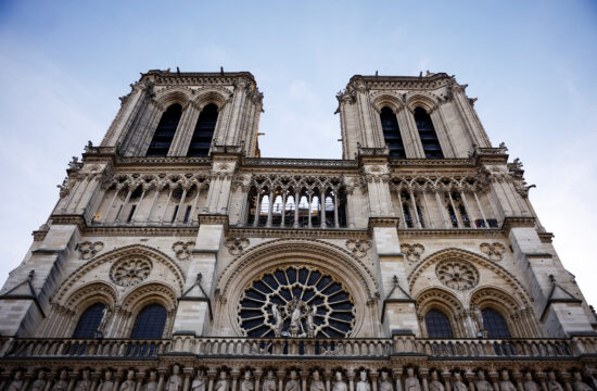 Prvi prizori iz obnovljene katedrale Notre-Dame: kako je videti notranjost