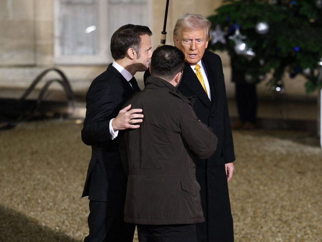 Zelenski, Macron in Trump na odprtju Notre-Dame