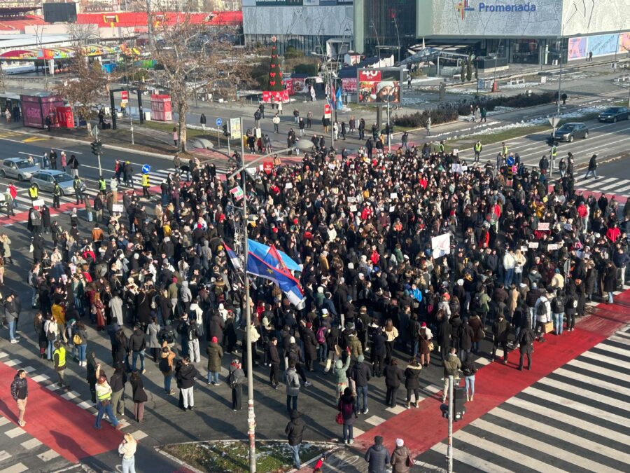 Protesti v Srbiji