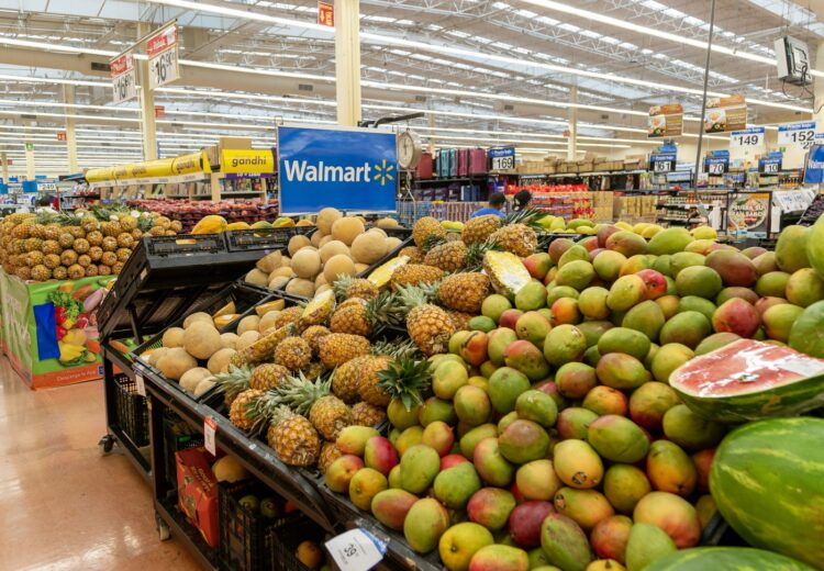 sadje, zelenjava, Walmart, mango, ananas, trgovina