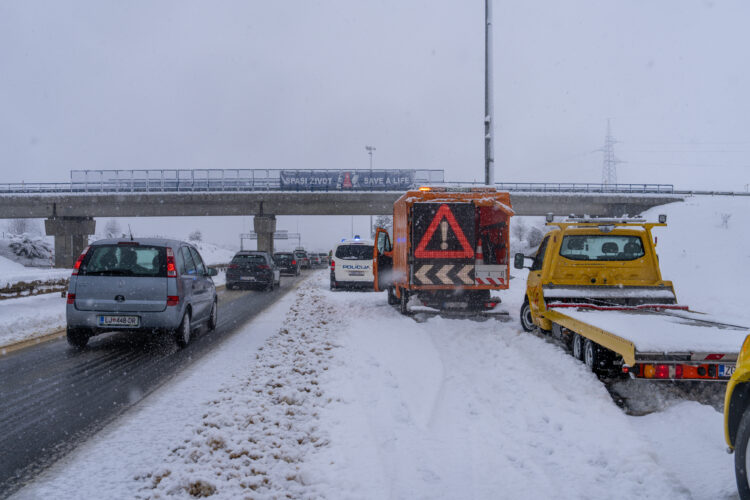 Verižno trčenje na hrvaški avtocesti