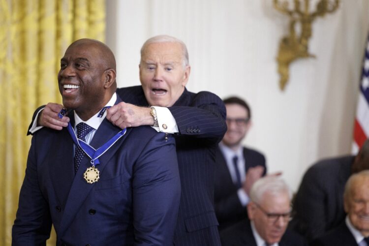 Joe Biden podelil podelil medalje svobode