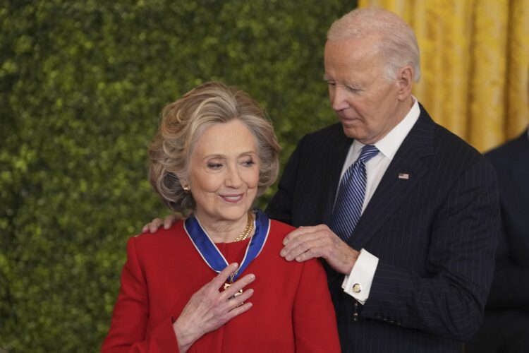 Joe Biden podelil podelil medalje svobode